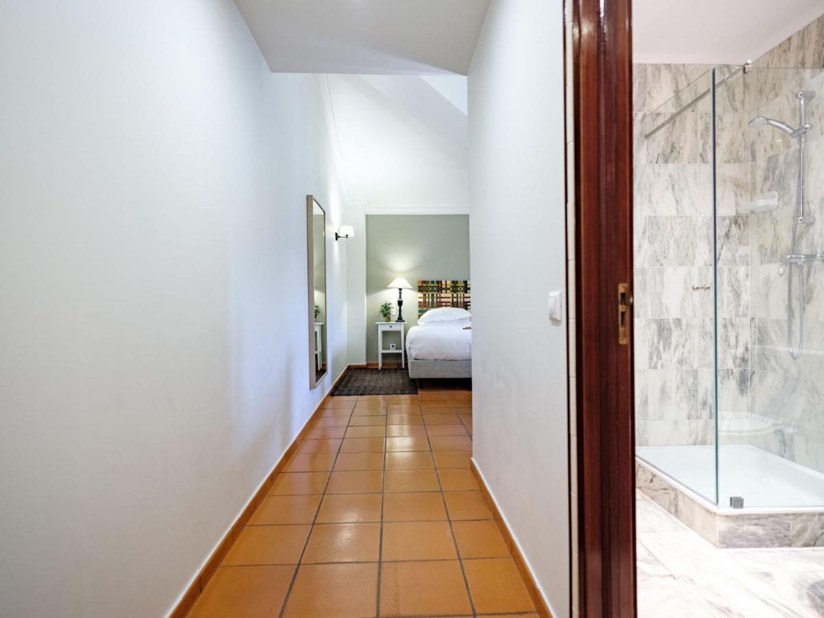 Adc - Albergaria Do Calvario - By Unlock Hotels Evora Bagian luar foto