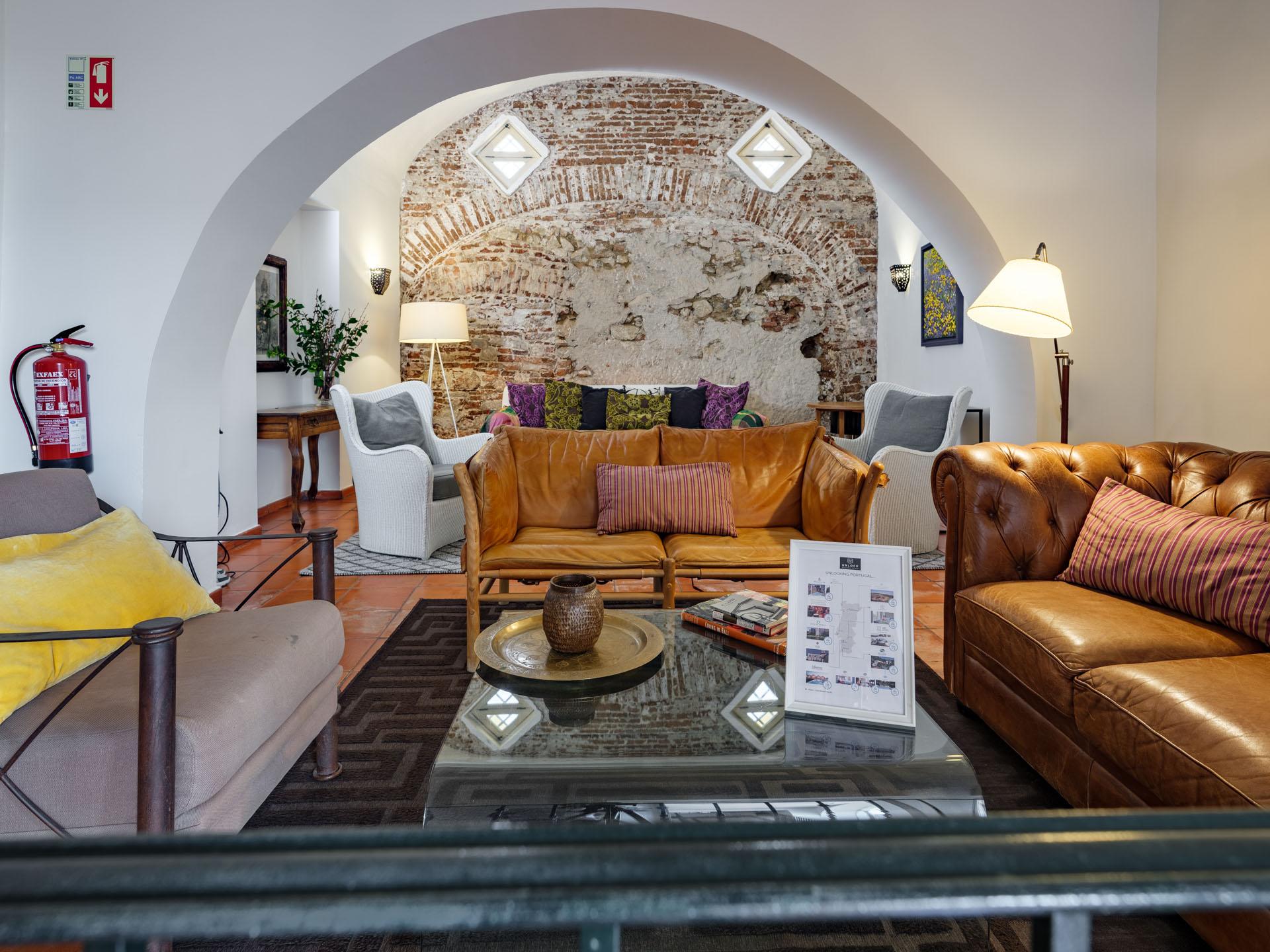 Adc - Albergaria Do Calvario - By Unlock Hotels Evora Bagian luar foto