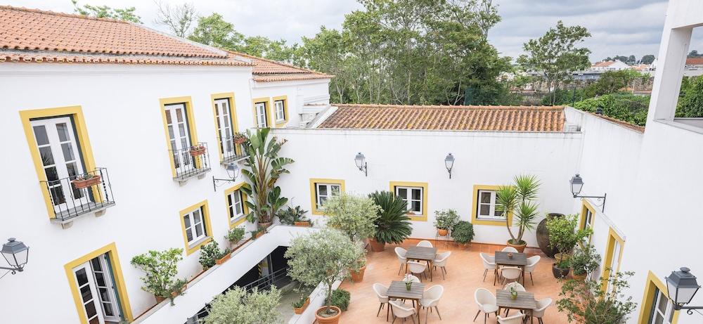 Adc - Albergaria Do Calvario - By Unlock Hotels Evora Bagian luar foto
