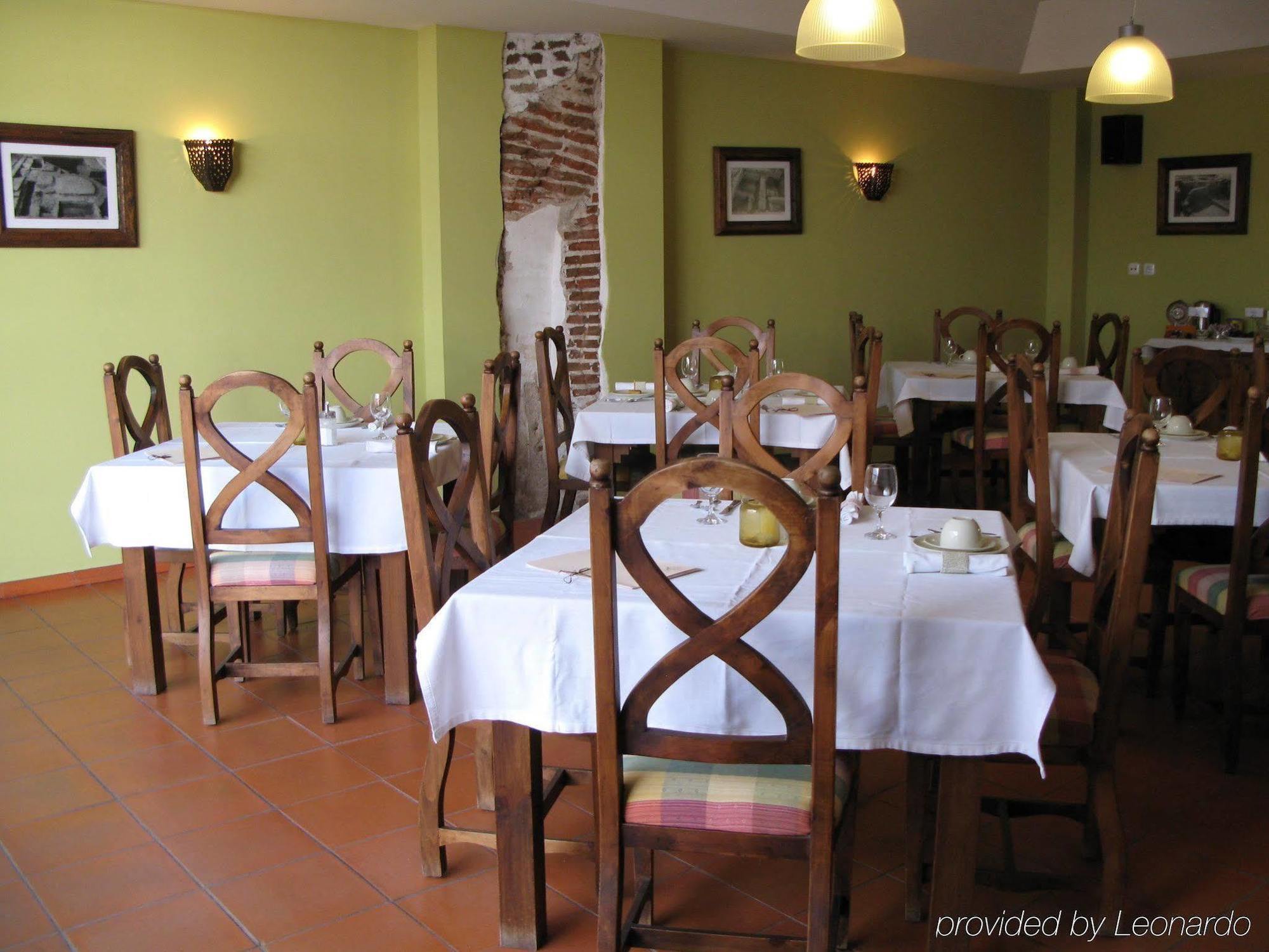 Adc - Albergaria Do Calvario - By Unlock Hotels Evora Restoran foto